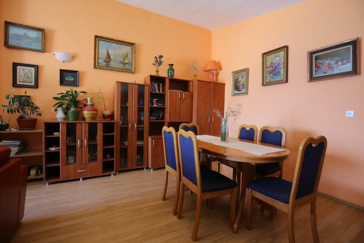 Apartment And Rooms Roko Zaglav 외부 사진