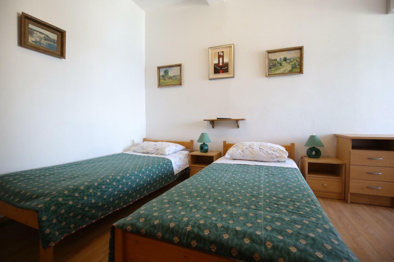 Apartment And Rooms Roko Zaglav 외부 사진
