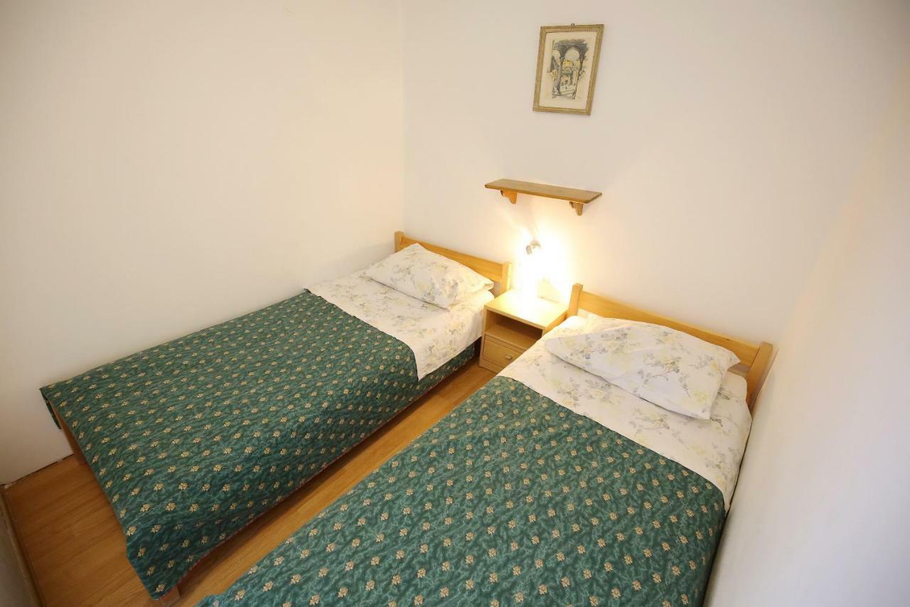 Apartment And Rooms Roko Zaglav 외부 사진